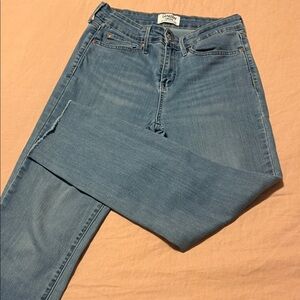 Levi's Women's Light Blue Skinny Jeans